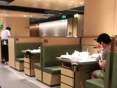 卡座-海底捞火锅(正大乐城店)