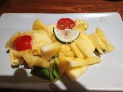 青柠拌菠萝-云海肴·汽锅鸡·云南菜(美罗城店)