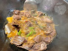 -玺炖·中国铁锅炖(南京东路店)