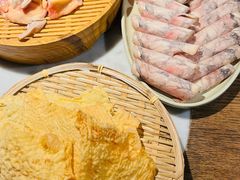 -尚尚仙·酸汤猪手·猪肚鸡火锅(华联万柳购物中心店)