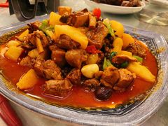 特色的大盘鸡-维吾尔餐厅(宜山路店)