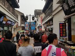 -南门头上美食街