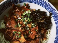 -沪西老弄堂面馆(定西路店)