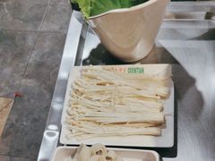 -七欣天香辣蟹火锅(无锡金太湖国际城店)