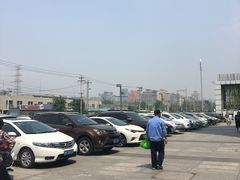 -北京华联万柳购物中心-停车场
