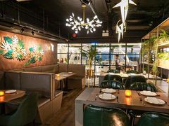 -Oasis Bar & Grill