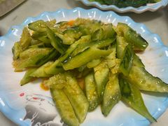 凉拌黄瓜-尕西木老春台东乡手抓美食