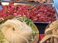 -由衷贵州酸汤牛肉火锅(新桥店)