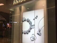 -Pandora潘多拉珠宝(宝山万达广场店)
