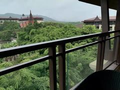 -西双版纳融创皇冠假日度假酒店