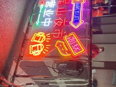 -吴山路夜市
