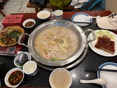 -老来福·非遗酸汤兔(凯旋路店)