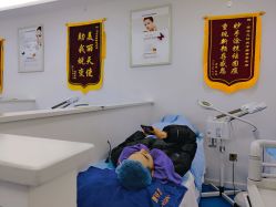 -蕾特恩专业祛痘·皮肤管理