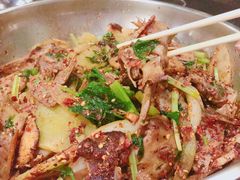 主打的干锅鸭头-安诚居干锅鸭头(八角店)