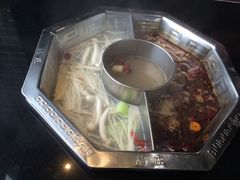 -重庆德庄火锅(体育中心店)
