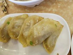 -小姜锅贴(凤凰街店)
