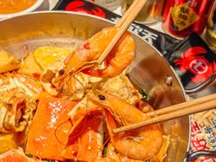 -七欣天香辣蟹火锅(闵行浦江欢乐颂店)
