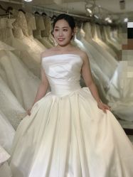 -LOVINA洛维娜婚纱礼服