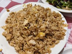 -老街烧烤大排档·地道湖北菜·龙虾馆(汉口火车站店)