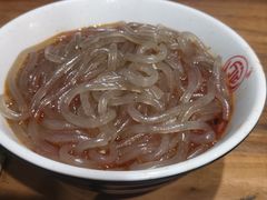万记特色酸辣粉-万记麻辣烫国展总店