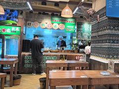 -云阿蛮云南生烫牛肉米线(奉贤路店)