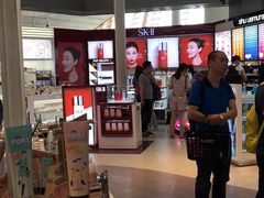 -日上免税店(三径路t3店)