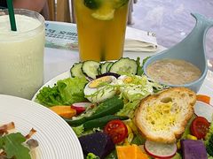 -丽莎沙拉轻食餐厅(国贸店)