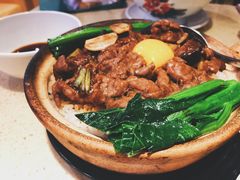 窝蛋滑牛煲仔饭-明腾壹间茶餐厅(新都会花园广场店)