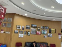 -雅悦齿科(顾村公园店)