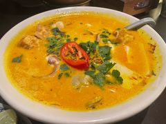 -大头虾越式风味餐厅(光明广场店)