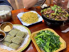 -苗湘食府(十年店)