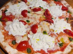 -JINNS锦时 steak&pizza(浸信会礼拜堂旧址店)