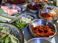 -安小胖韩国烤肉(财富广场画苑小区店)