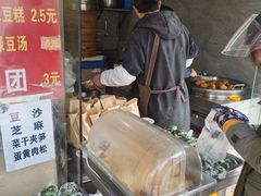 -钱记包子糕团