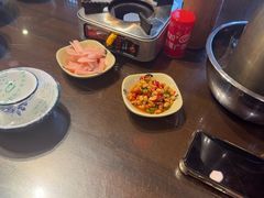 -富正毅三下锅·湘西韵味(天门山索道店)