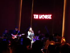 -TZ House音乐现场(来福士中心店)