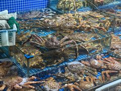 -霞涌市场海鲜摆卖区