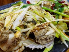 -老东镇啤酒屋海鲜加工·蒸汽海鲜·海鲜烧烤(台东店)