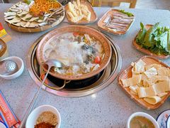 -阿婆情腊排骨火锅(金虹路店)