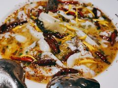 -渔语鱼酸菜鱼新川菜(来福士店)
