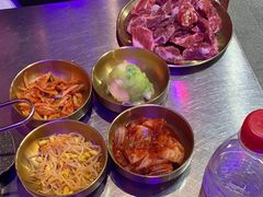 -釜山火炉·海鲜烤肉(紫藤路店)