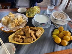 -黄师奶甜品店