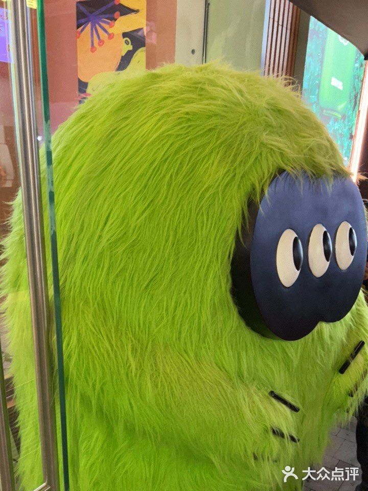  一桶桑葚汁[加油]