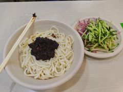 -黑八私房老北京炸酱面