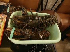 -J Daeng Seafood