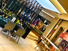 -奈雪的茶(亨特国际广场店)