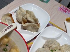 -小杨生煎(金山百联购物中心3楼店)