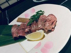 -山川小町·极番烧肉(新地假日广场店)