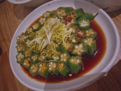 -小鱼小牛·鱼牛干锅·脆鱼火锅(世欧广场店)