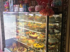 面包甜点陈列柜-欧派蛋糕(总店)